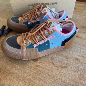 Landed footwear - The Banner sneaker - NWT